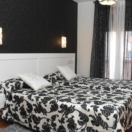 Hotel Hc Sigueenza Dış mekan fotoğraf