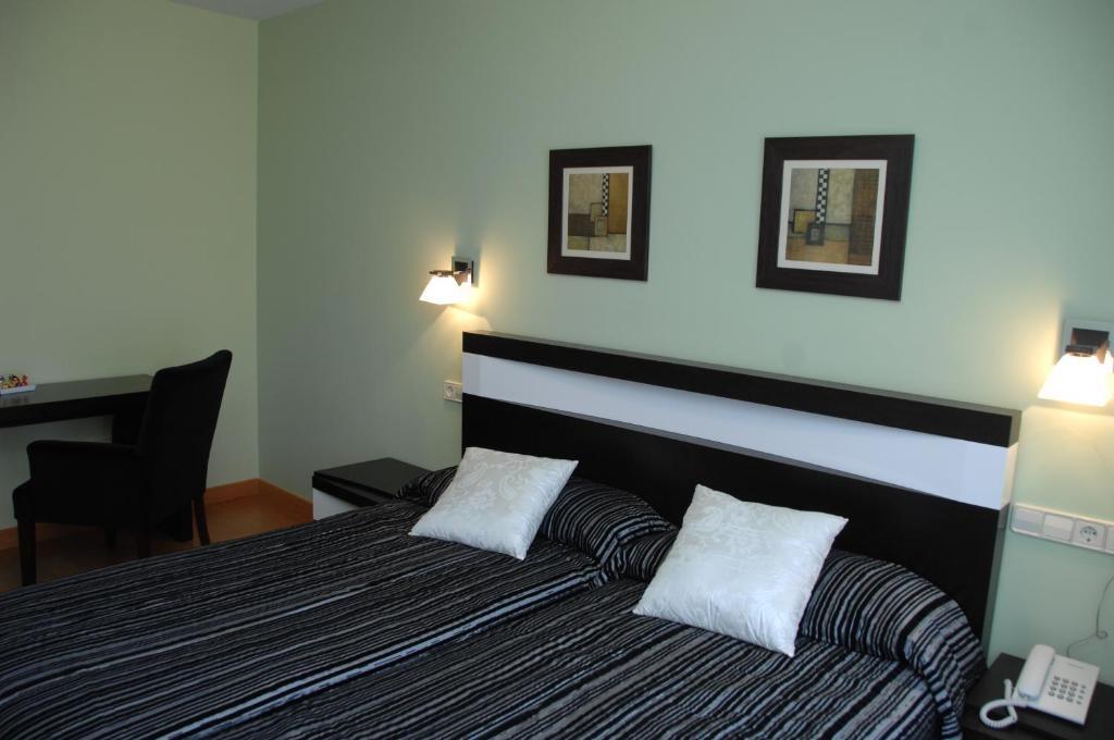 Hotel Hc Sigueenza Oda fotoğraf